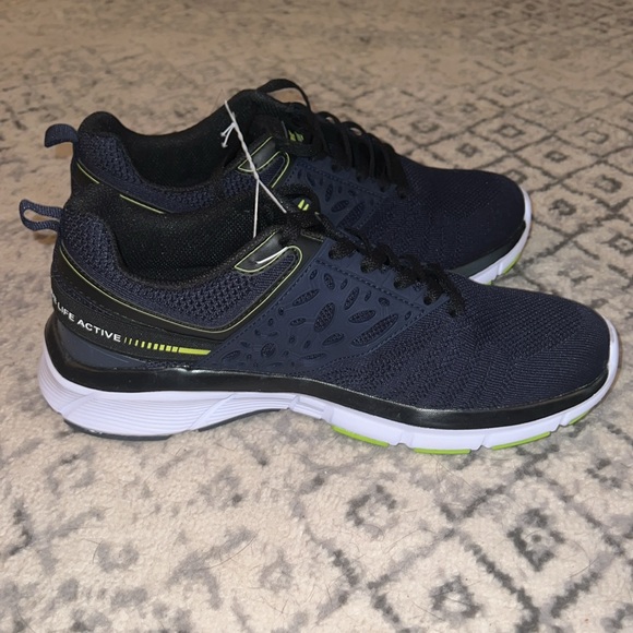 10.5 RBX Sneaker - Picture 6 of 11